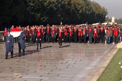 ASO’dan kuruluş yıl dönümüne Anıtkabir ziyareti