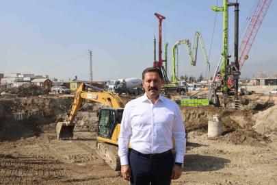 Asrın felaketi sonrası ulaşım ağının güçlendirildiği Hatay’da kilit kavşağın 2026 yılı Ocak ayında hizmete açılması planlanıyor