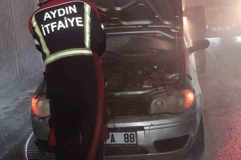 Aydın’da alt geçitte araç yangını