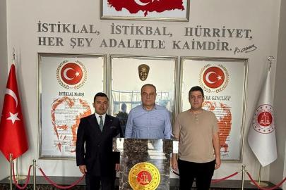 Bağcı, Anamur Adalet Sarayında incelemelerde bulundu