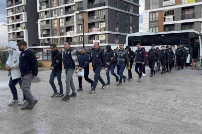 Bahis operasyonunda gözaltına alınan 13 şüpheli adliyeye sevk edildi
