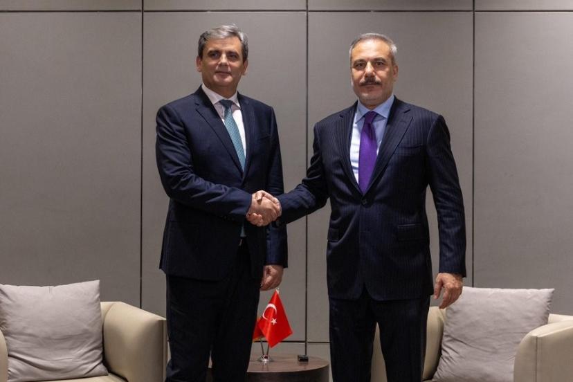 Bakan Fidan, Karadağlı mevkidaşı ile bir araya geldi