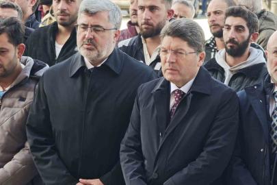 Bakan Tunç vefat eden vatandaşların cenaze törenlerine katıldı