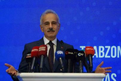 Bakan Uraloğlu: "İlk göreve geldiklerinde 4.7 milyon kullanıcının bilgileri yurt dışına çıkarılmıştır"