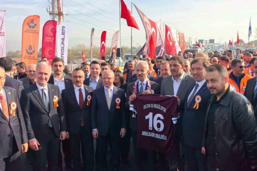 Bakan Uraloğlu: "Öümüzdeki yıl Bursa’mıza yüksek hızlı trenle seyahat edeceğiz"