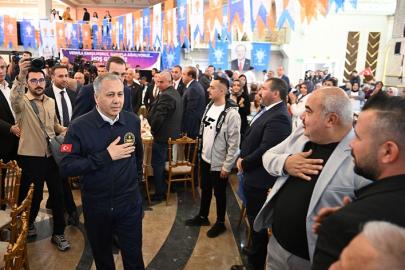 Bakan Yerlikaya: 8 Aralık'tan beri 550 bin Suriyeli geri döndü