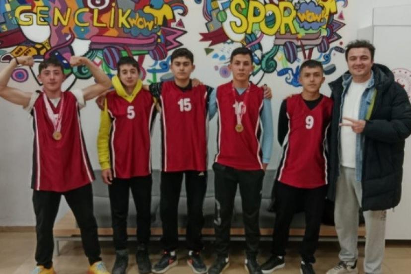 Balıköy Anadolu Lisesi’nden bilek güreşinde büyük başarı
