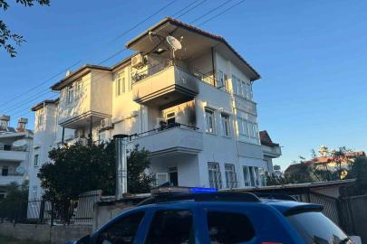 Balkonda söndürülmeden bırakılan mangal yangına sebep oldu