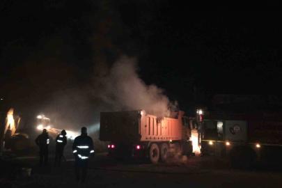 Başkale’de samanlıkta korkutan yangın