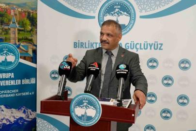 Başkan Hızar’dan sert çıkış: "7 milyon gurbetçiye hakaret eden cezadan kaçamayacak"