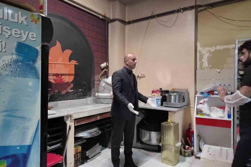 Başkan yardımcısının ani denetimi hijyensizliği ortaya çıkardı: "Burası pislik içinde"