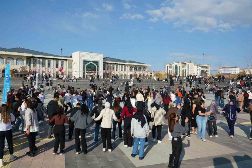 Bayburt’ta GüzFest coşkusu