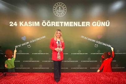 Bayburt’ta yılın öğretmeni Mevhibe Kübra Hançer seçildi