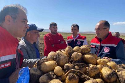 Bayburt’un köylerindeki üreticilere tarımsal bilgilendirme