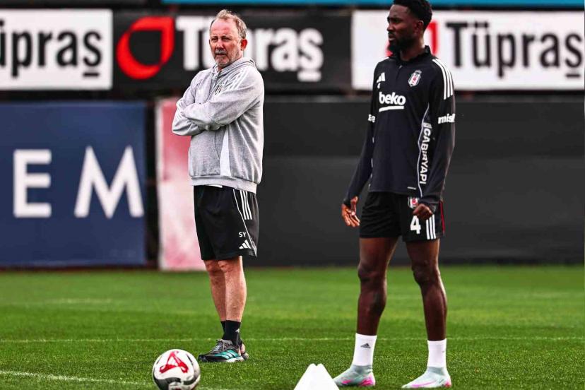 Beşiktaş 3 futbolcusundan eksik çalıştı