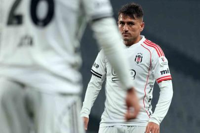 Beşiktaş’ta Cengiz Ünder penaltıyı kaçırdı