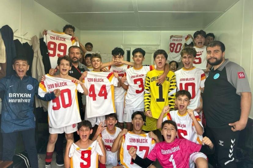 Bilecik U14 Gençler Ligi’nde derbinin kazanını 1299 Bilecik Futbol Kulübü oldu