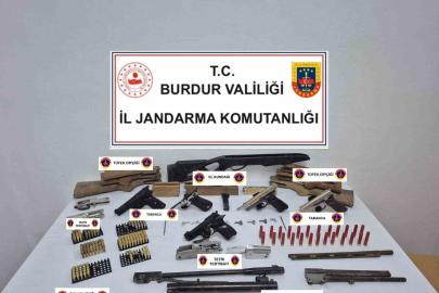 Burdur’da silah ve tarihi eser kaçakçılığı operasyonu