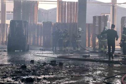 Bursa’da palet fabrikası alevlere teslim oldu