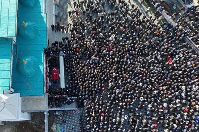 Bursalı şehit binbaşıyı binlerce kişi uğurladı