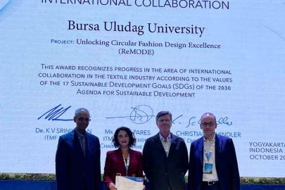 BUÜ’lü akademisyene büyük ödül