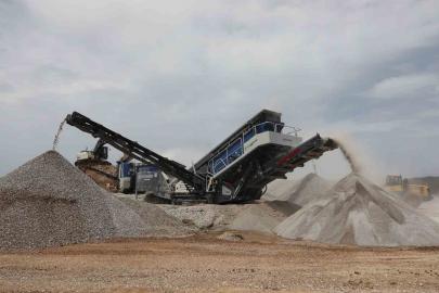 Büyükşehir, 749 futbol sahası büyüklüğündeki hafriyatı bertaraf etti