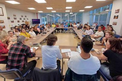 Büyükşehir Kitap Kulübü okuma eylemini toplumsal bir deneyime dönüştürüyor