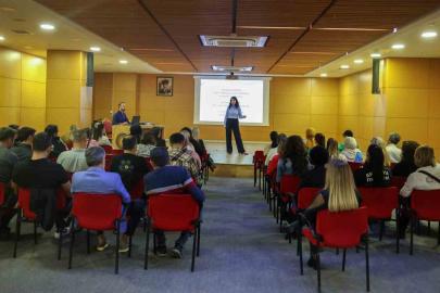 Büyükşehir’de personele "Aile İçi İletişim" eğitimi