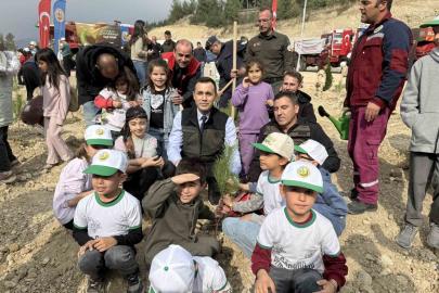 Çamlıyayla’da geleceğe nefes olacak fidanlar toprakla buluştu