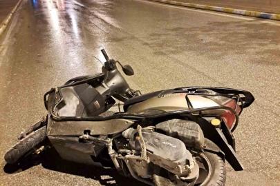 Çanakkale’de yağmur nedeniyle kayganlaşan yolda düşen motosikletli hayatını kaybetti