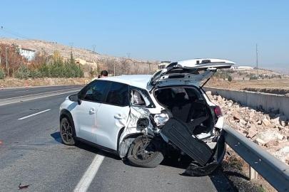 Çankırı’da ambulansla otomobil çarpıştı: 1 yaralı