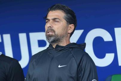 Çaykur Rizespor’da, İlhan Palut istifa etti