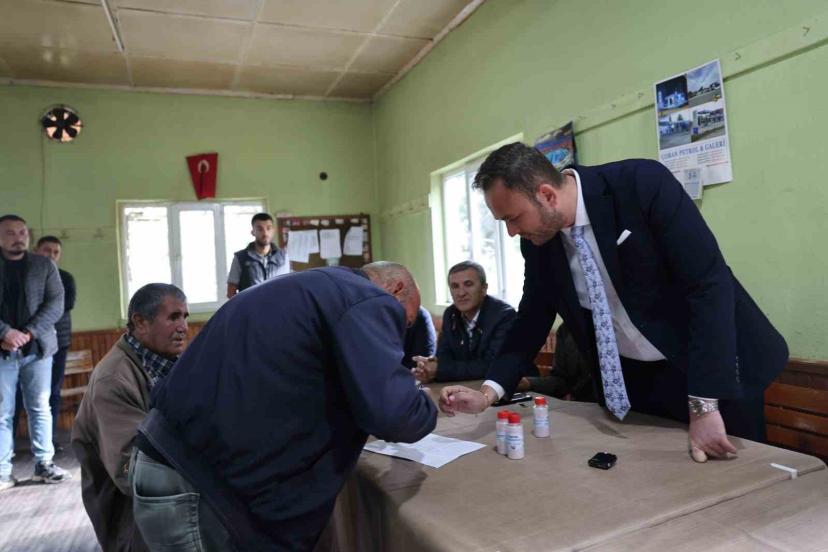 Çivril Belediyesi şap hastalığına karşı çiftçinin yanında