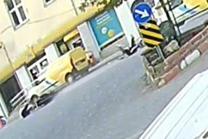 Denizli’de akıl almaz kaza: Sinyali koluyla verince motosikletliyi yere düşürdü