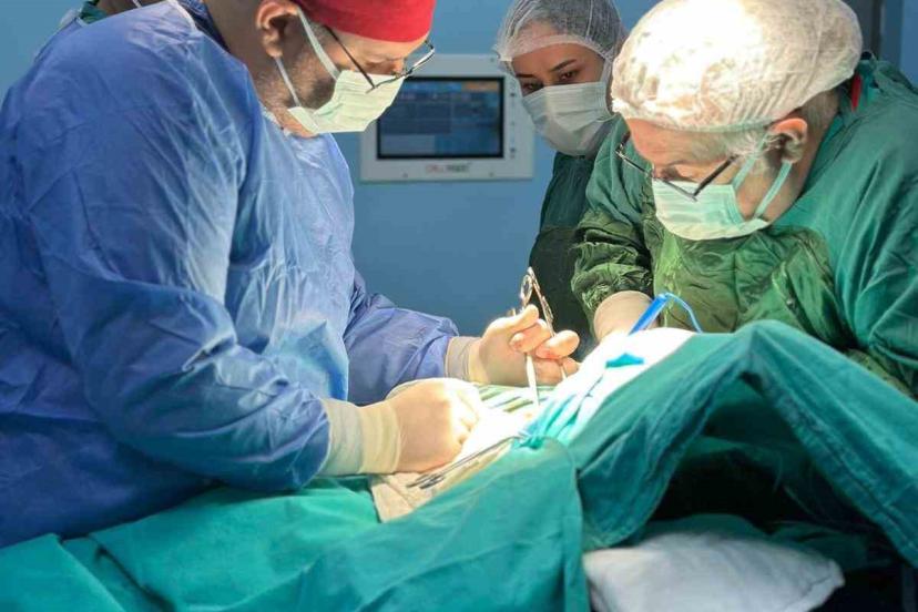 Derecik Devlet Hastanesinde ilk guatr ameliyatı başarıyla gerçekleştirildi