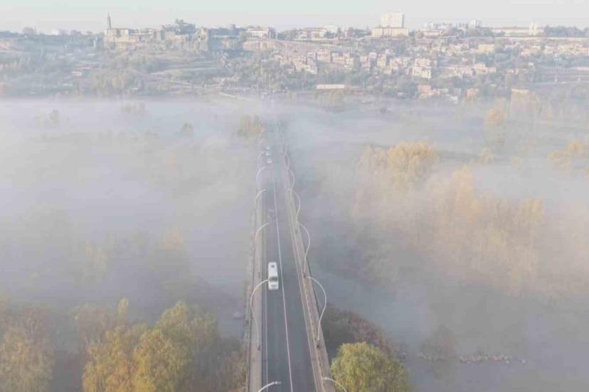 Diyarbakır sis denizinde kayboldu