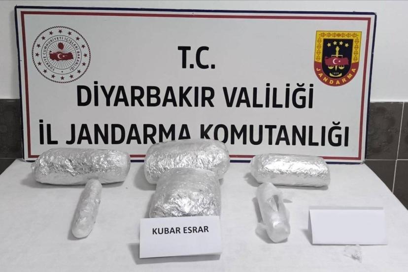 Diyarbakır’da 73 kilo uyuşturucu madde ele geçirildi