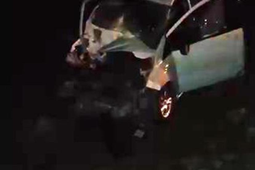 Diyarbakır’da hafif ticari araç ile traktör çarpıştı: 2 yaralı