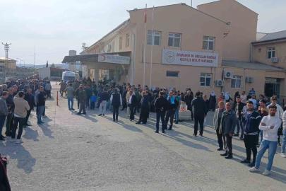 Diyarbakır’da inşaatı devam eden köprü çöktü: 3 ölü, 2 yaralı