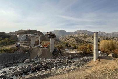 Diyarbakır’da viyadük inşaatı iskelesinde çökme: 3 ölü, 2 yaralı