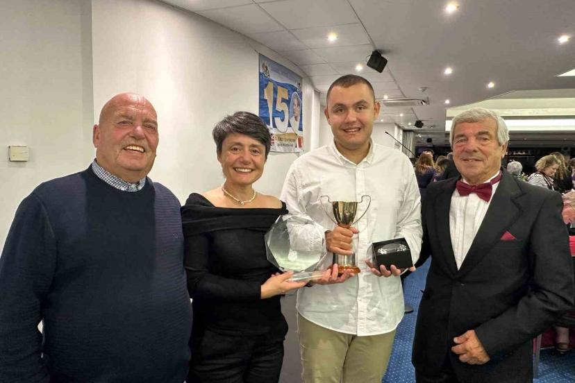 Dünyadaki ilk otizmli maraton yüzücüsü Tuna Tunca Türkiye’nin gururu oldu