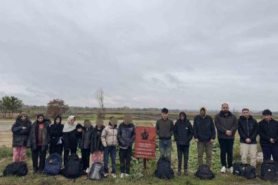 Edirne’de 29 düzensiz göçmen yakalandı