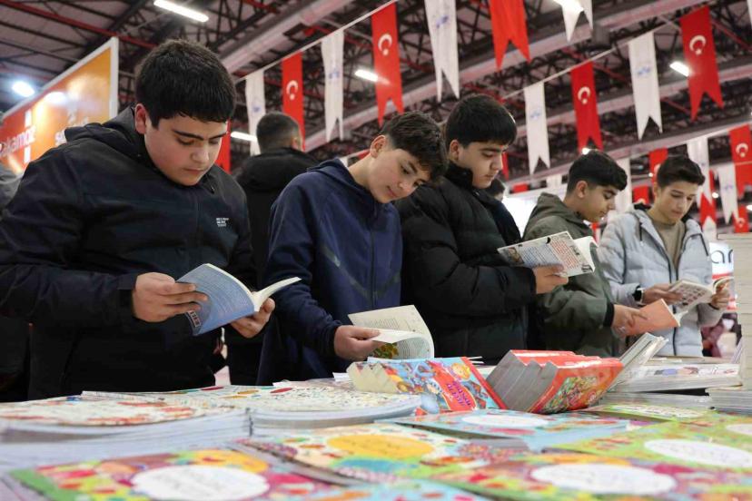 Elazığ’da "6. Kitap Fuarı" kapılarını açtı
