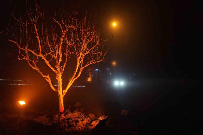 Elazığ’da yoğun sis: 4 bin yıllık Harput Mahallesi’nde göz gözü görmedi