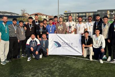 Eleme grubunu şampiyon olarak tamamladı