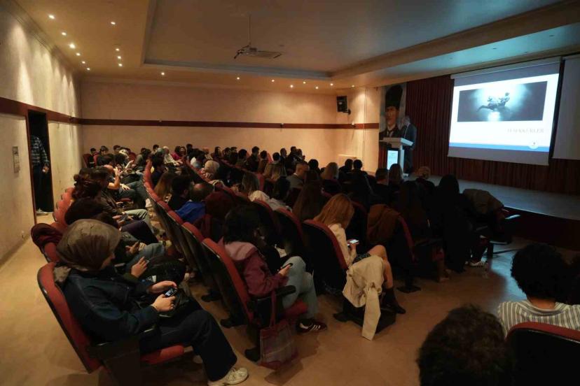 Endometrium kanserlerinde güncel tanı ve tedavi uygulamaları tartışıldı