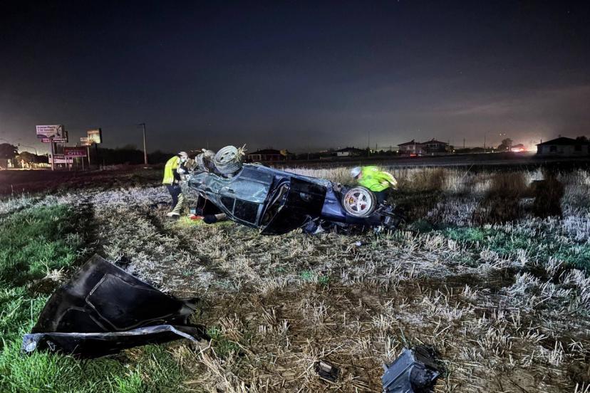 Erzincan’da takla atan otomobilde 2 kişi yaralandı