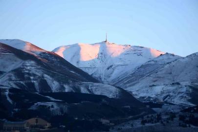 Erzurum’a kar geliyor