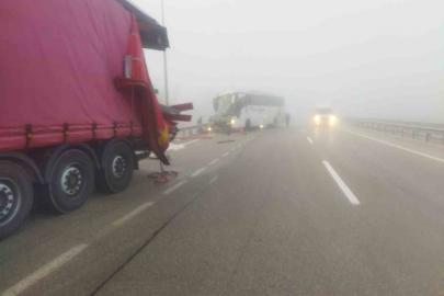 Erzurum’da yoğun sis kazaya sebep oldu