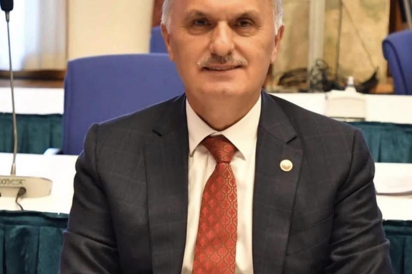 Eski AK Parti Milletvekili Cemal Öztürk hayatını kaybetti